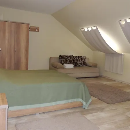 Verba Tanya Bed & Breakfast *
